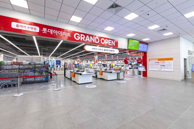 KCC글라스 바카라 사이트 수원점에 입점한 바카라 사이트 매장 전경. KCC글라스 제공