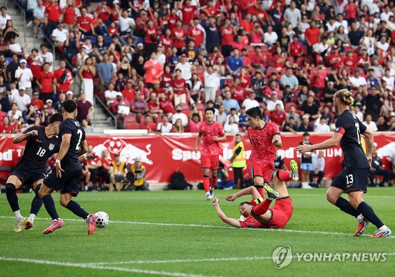 추가골 넣는 이동경 (출처=연합뉴스)