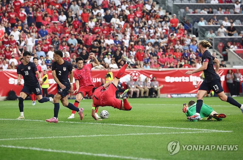 추가골 넣는 이동경 (출처=연합뉴스)