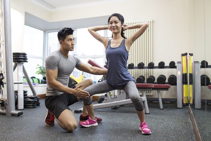 훈남 트레이너에 갈비찜·명품벨트 선물한 아내...불륜 아닌가?