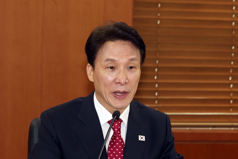 김민석 국무총리가 8일 서울 여의도 한국거래소에서 열린 자본시장 활성화를 위한 현장 간담회에서 인사말을 하고 있다. 사진=서동일 기자