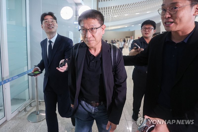 미국 이민단속 구금 사태 대응 위해 출국하는 LG엔솔 인사최고책임자 (출처=연합뉴스)