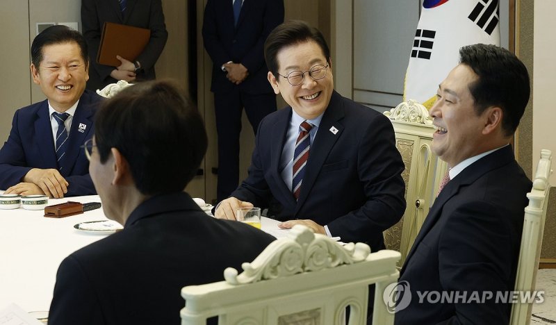 이재명 대통령, 여야 지도부 회동 (출처=연합뉴스)