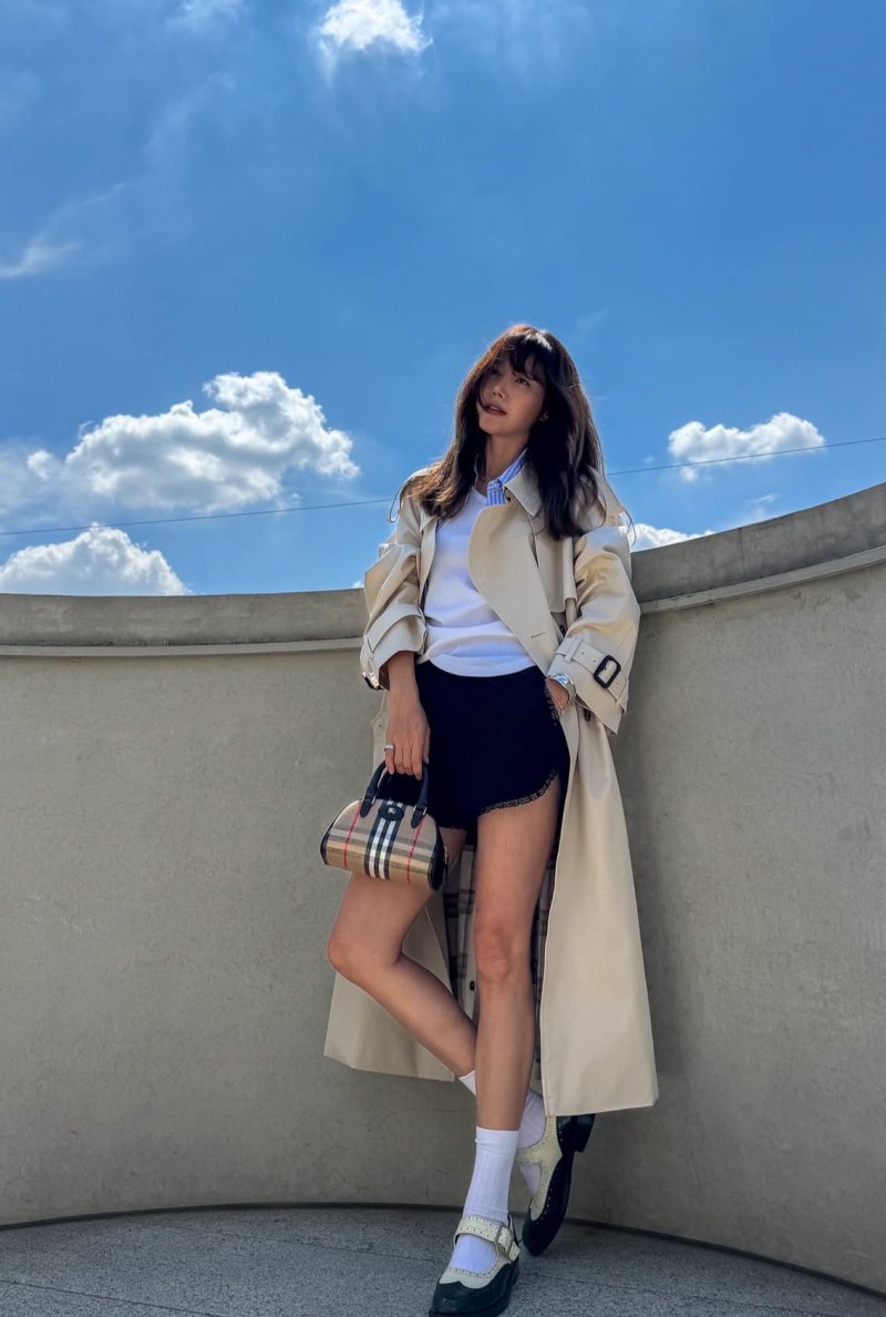 47세 채정안 가을 감성 물씬…나이 안 믿기는 비율