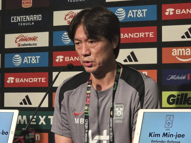 9일 미국 내슈빌 지오디스파크에서 기자회견 하는 홍명보 감독 (출처=연합뉴스)