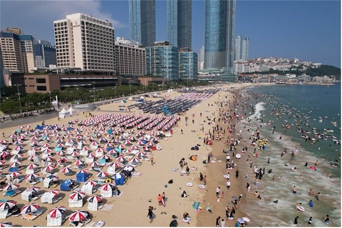 해운대 해수욕장 전경. 부산시 제공