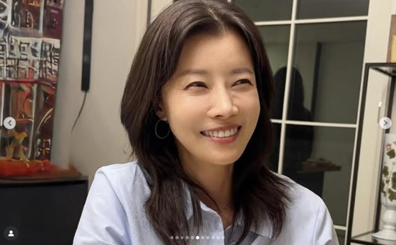김혜수, 송윤아·문정희·유선·이태란 축하 속 생일 파티…미녀 총집합