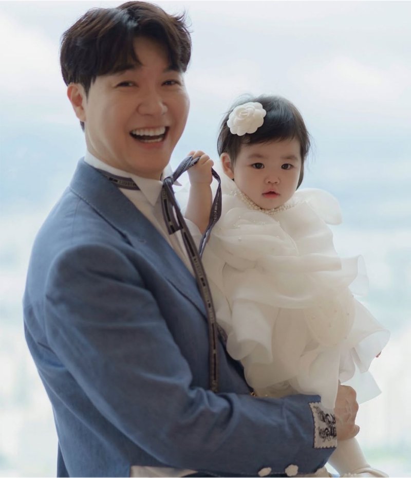 [서울=뉴시스] 박수홍과 딸 박재이 양. (사진=박수홍 인스타그램 캡처) 2025.09.09. photo@newsis.com *재판매 및 DB 금지