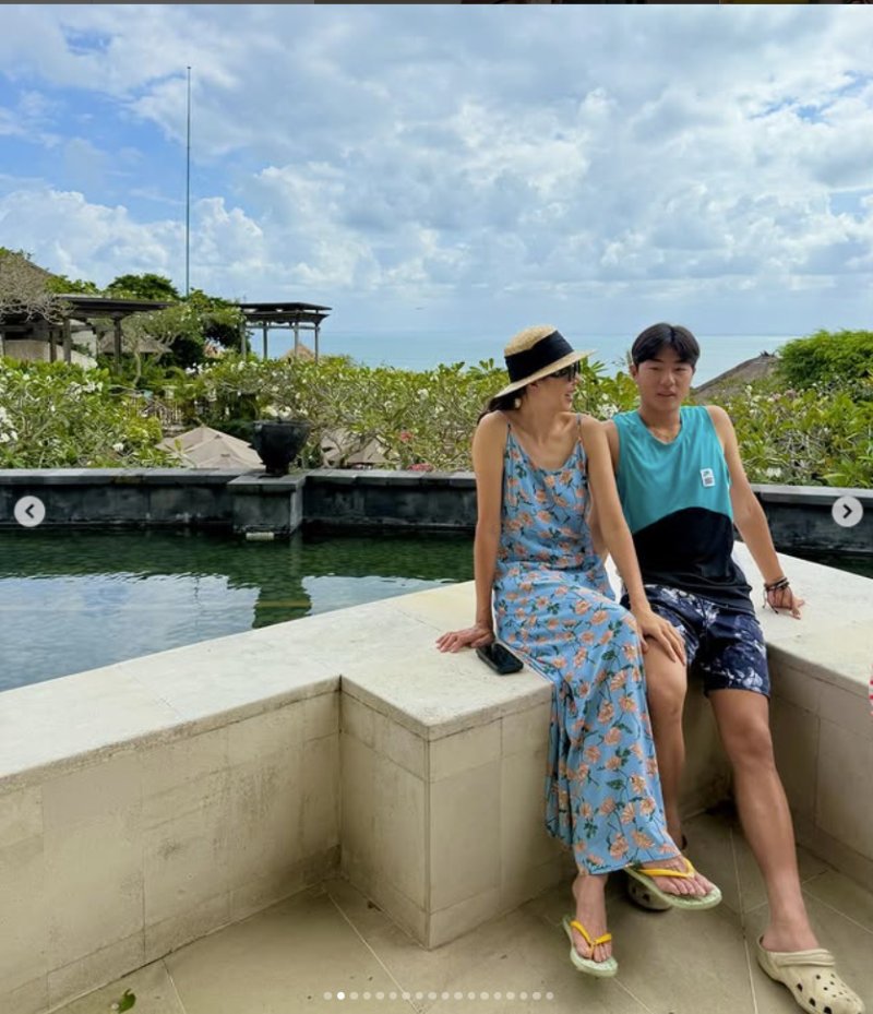 큰언니야 엄마야? '윤종신♥' 전미라, 두 딸과 자매 같은 판박미 미모