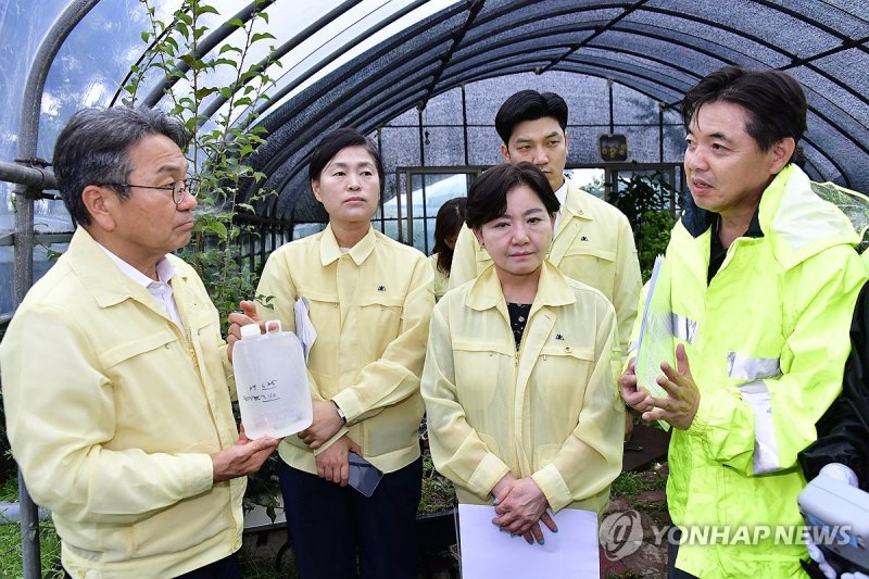 하남산단 발암물질 지하수 측정 현장 방문 (출처=연합뉴스)