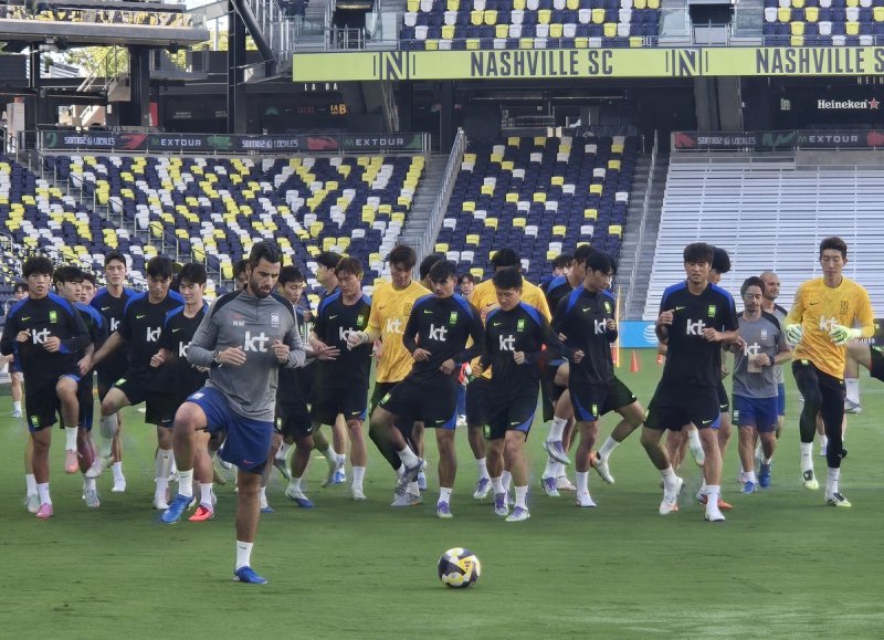 9일(한국시간) 내슈빌의 지오디스파크에서 훈련하는 축구 대표팀 (출처=연합뉴스)