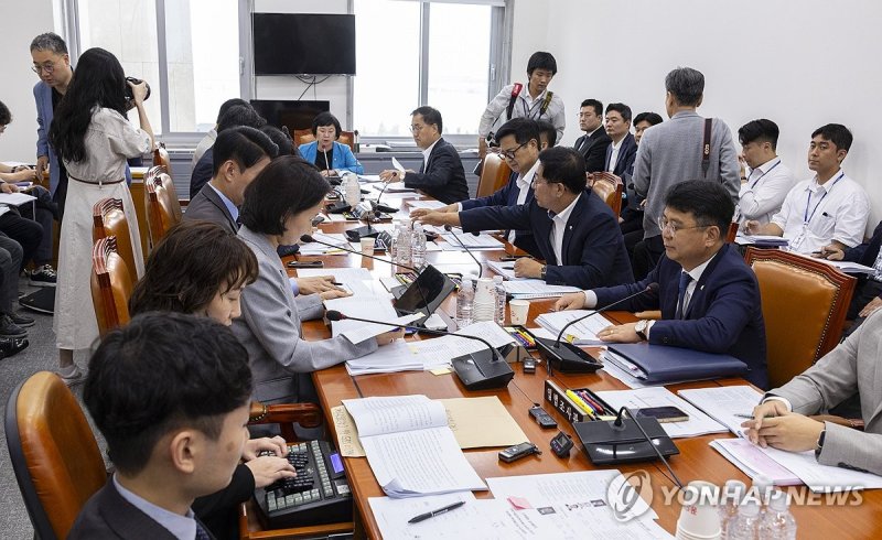 방송미디어통신위 출범 위한 개정 법률안 심사 시작 (출처=연합뉴스)