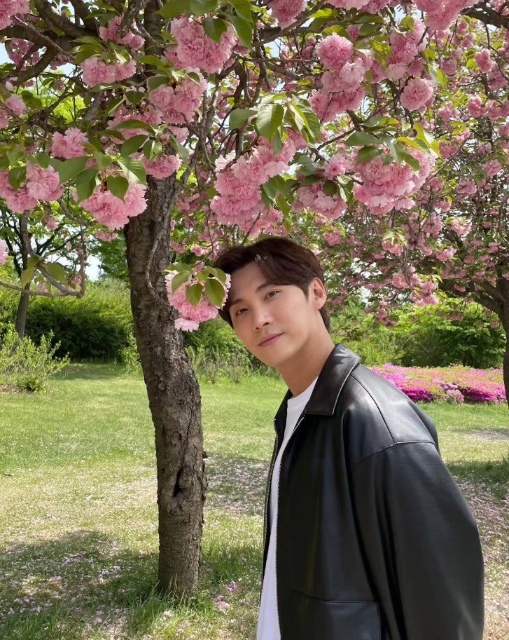 [서울=뉴시스] 송승현. (사진=송승현 인스타그램 캡처) 2025.09.09. photo@newsis.com *재판매 및 DB 금지