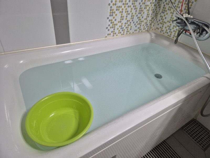 9일 오전 7시 40분쯤 단수가 된 강원 강릉 홍제동의 한 아파트. 화장실 욕조에 미리 받아 놓은 물. 2025.9.9/뉴스1 ⓒ News1 윤왕근 기자