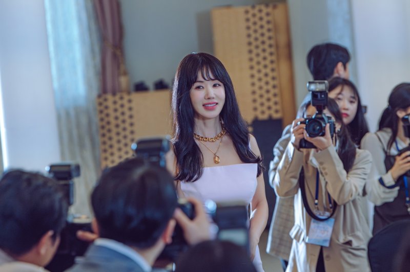 '금쪽같은내스타' 엄정화, 되찾은 '국민여신' 아우라…연예계 또 발칵