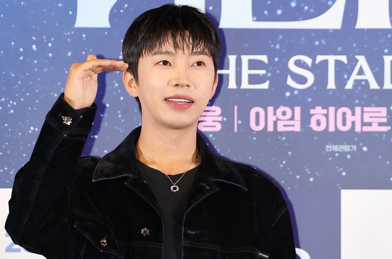 컴백 후 더 뜨거워진 인기…임영웅, 굳건한 1위 [스타1픽]