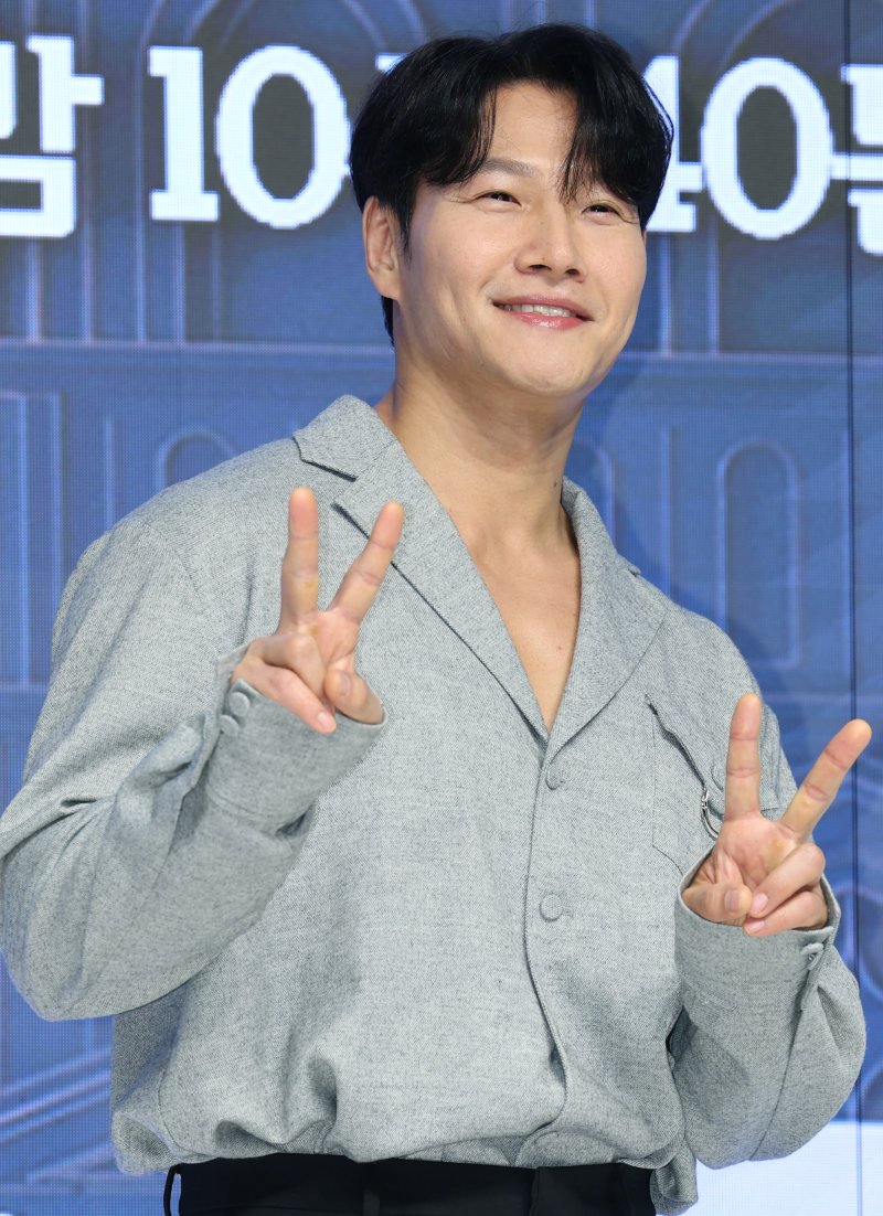 김종국, 갤럭시코퍼레이션과 전속계약…GD·송강호와 한솥밥