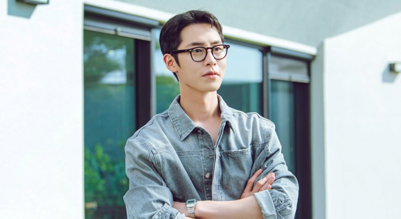 '마지막 썸머' 이재욱 첫 스틸…건축가 변신