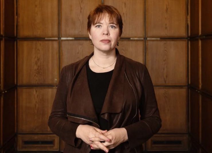 16살부터 성매매로 돈 벌었다 4선 의원의 충격 고백 '발칵'