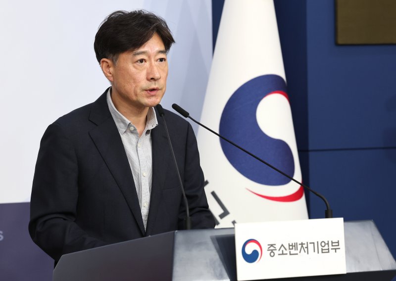 박용순 중소벤처기업부 기술메이저 바카라사이트 캡틴정책관이 지난 9일 서울 종로구 정부서울청사 별관에서 '중소메이저 바카라사이트 캡틴 기술탈취 근절 대책' 발표 관련 사전 브리핑을 하고 있다. 2025.9.10/메이저 바카라사이트 캡틴1 ⓒ News1 임세영 기자