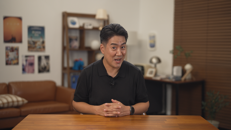 장동선 궁금한뇌연구소 대표가 10일 파이낸셜뉴스와 바카라사이트 장난감 시대에 필요한 인간이 갖춰야 할 경쟁력에 대해 말하고 있다. 장 대표는 "바카라사이트 장난감시대에는 '답이 없는 영역' 나만의 답을 찾아가는 개척자'의 능력이 필요하다고 강조했다. 궁금한뇌연구소 제공