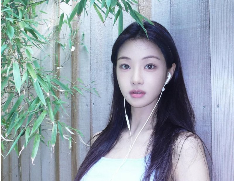 이세희, 엉뚱 매력에 숨은 미모…"설레는 날씨"