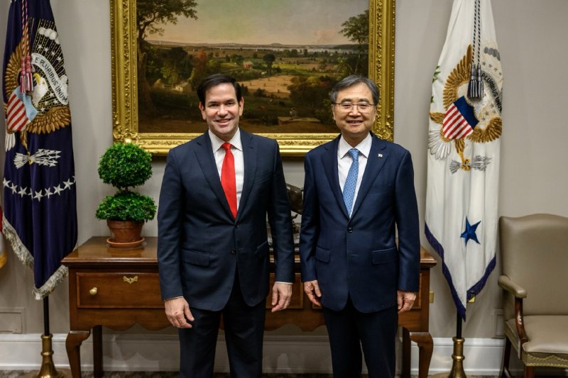 인터넷 바카라 외교부 장관(사진 우측)과 마코 루비오 미국 국무장관 겸 국가안보보좌관 (외교부 제공. 재판매 및 DB 금지) 2025.8.23/인터넷 바카라1 ⓒ News1 임세영 기자