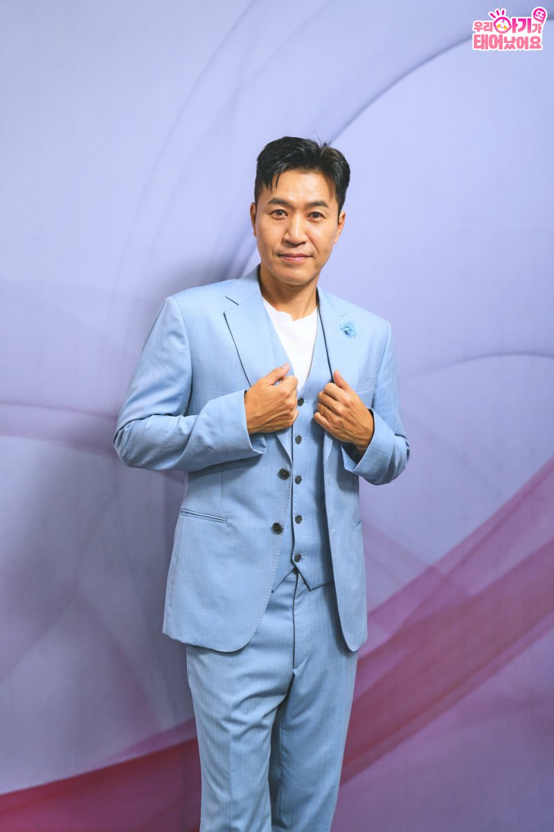 새신랑 김종민 "아내, 아기 이야기 많이 해…임신·출산 배우고파"