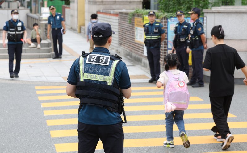 부산 60대男, 초등생 유인하려고 한 말이 10만원 줄테니까…