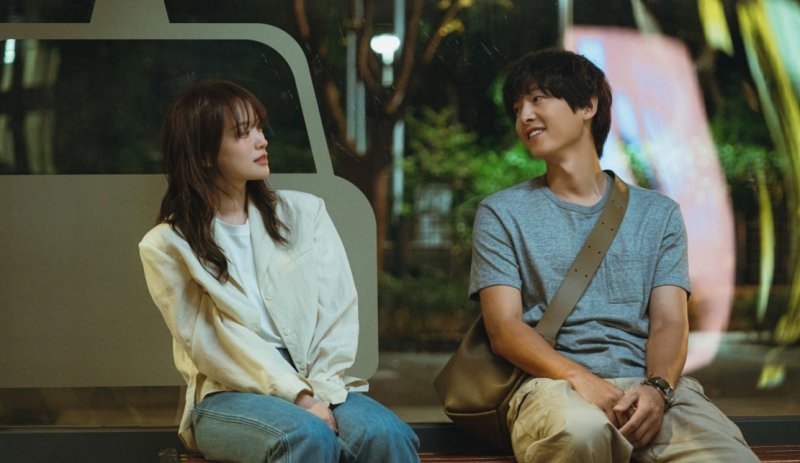 재벌집·마피아 벗은 송중기…'마이유스' 취향저격 재회 멜로 [N이슈]