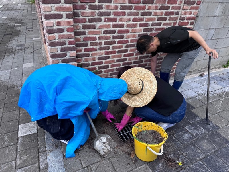 집중호우 대비 현장 점검 (출처=연합뉴스)