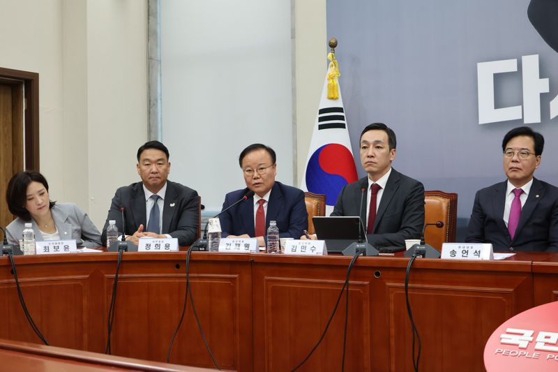 국민의힘 무료 바카라사이트 최고위원이 11일 서울 여의도 국회에서 열린 최고위원회의에서 발언하고 있다. 사진=박범준 기자