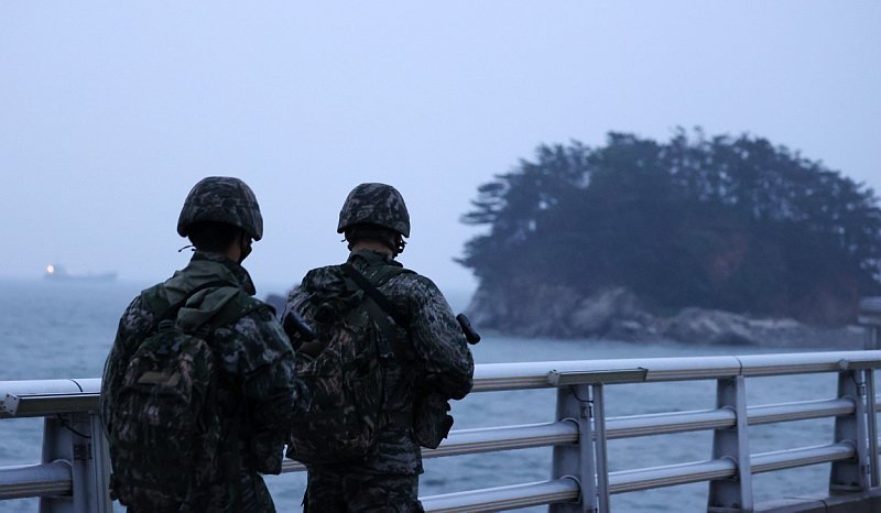 인천 대청도 해병부대서 병장 1명 총기 오발 추정 사망