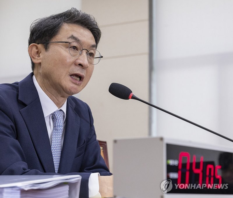 이억원 금융위원장 후보자, 인사청문회에서 답변 (출처=연합뉴스)