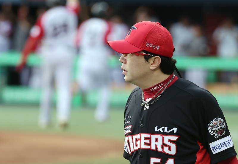 "오버페이 No" KIA의 예상밖 조용한 겨울, 최형우-양현종-조상우 위한 계산된 침묵이었을까