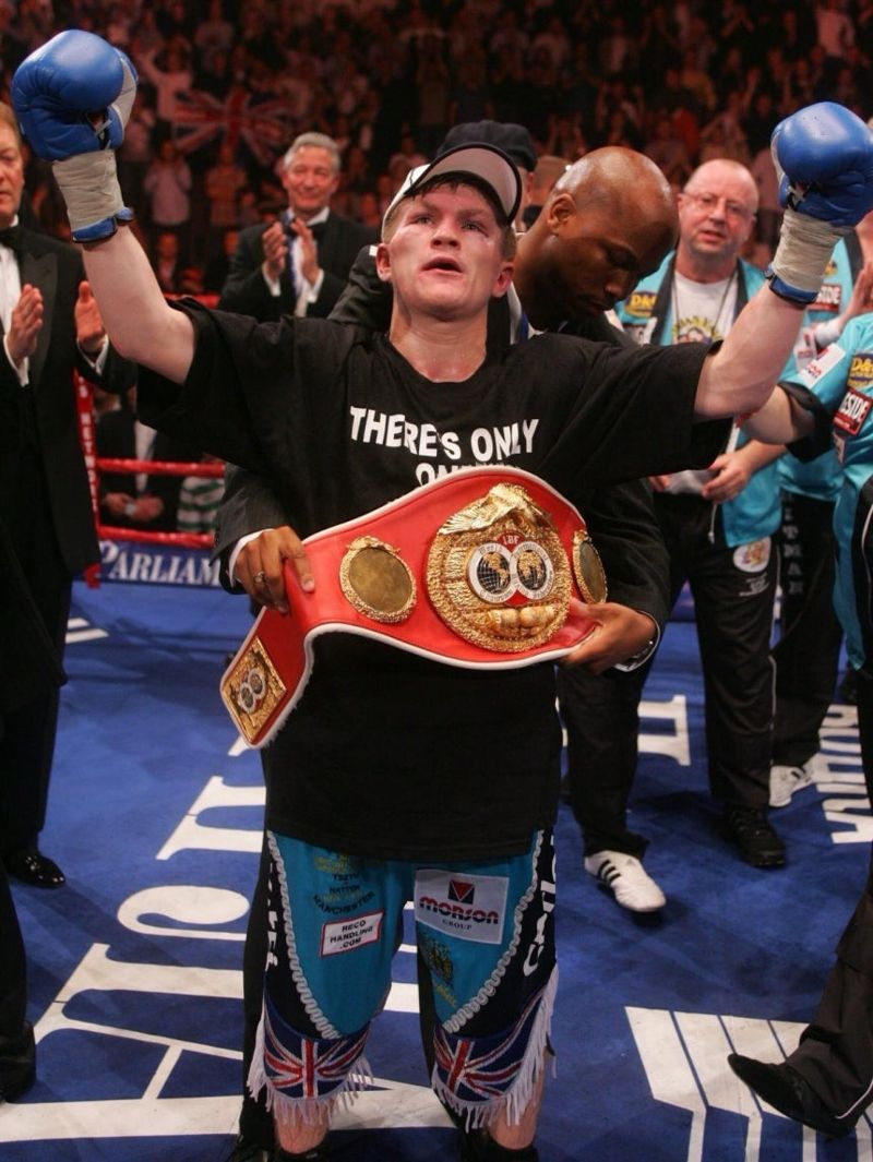 전설의 영국 복서 리키 해튼, 복귀 앞뒀는데... 참혹한 결과