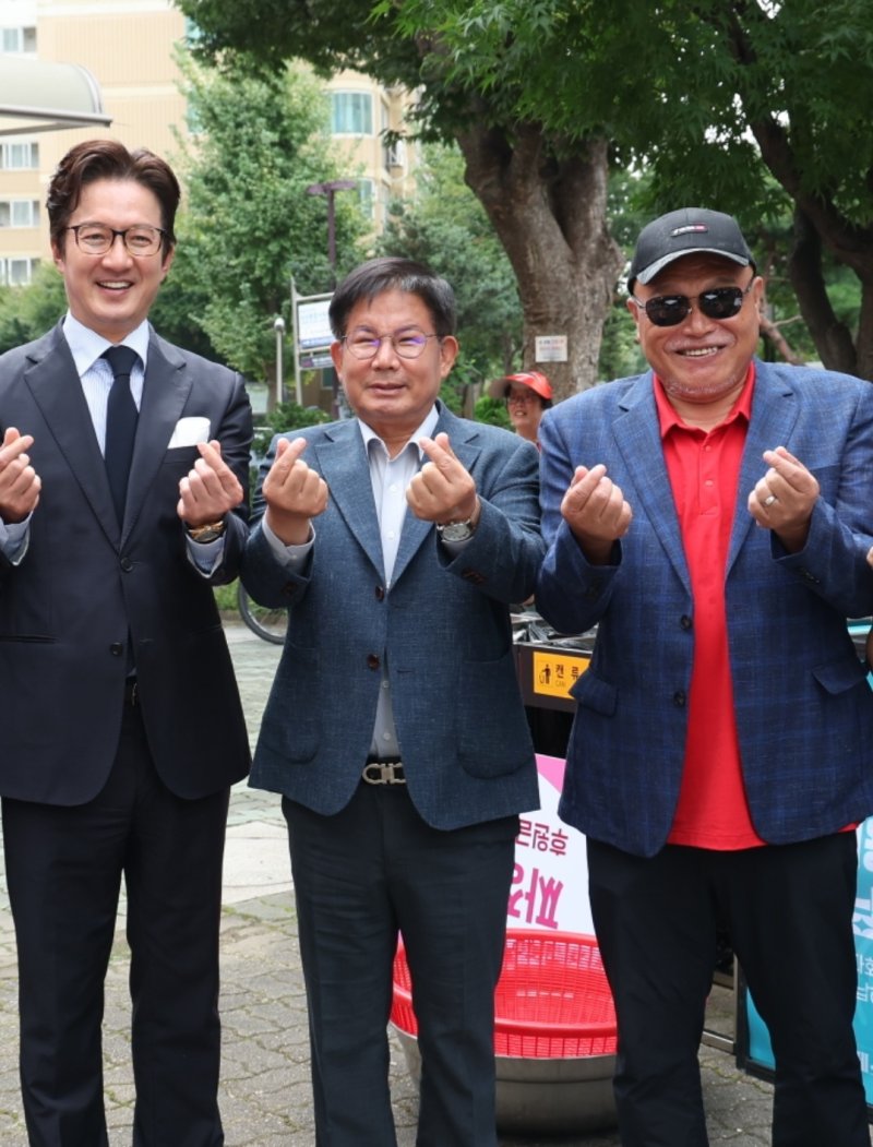 정준호·김흥국, 마포구와 함께 짜장면 봉사활동…훈훈 선행