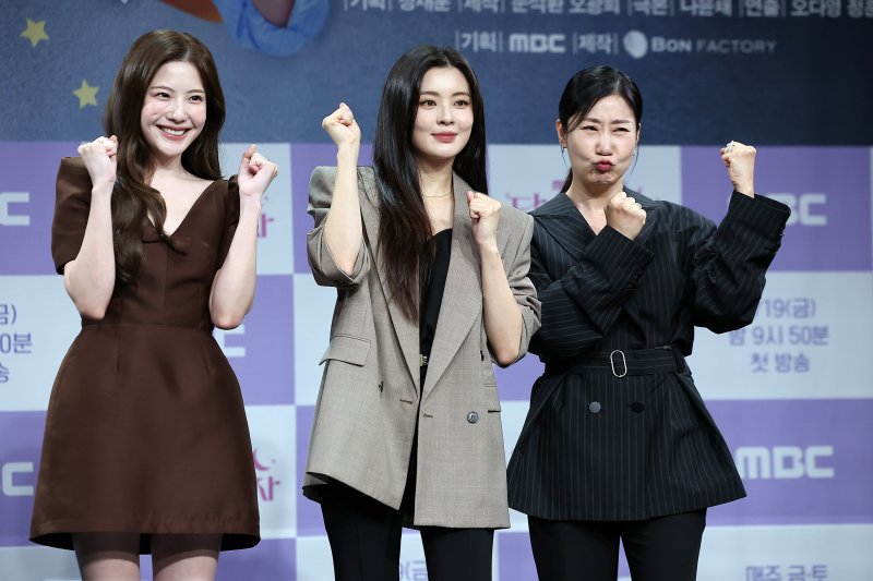 공감·위로 되길…이선빈·라미란·조아람 흙수저 직장인 생존기(종합)