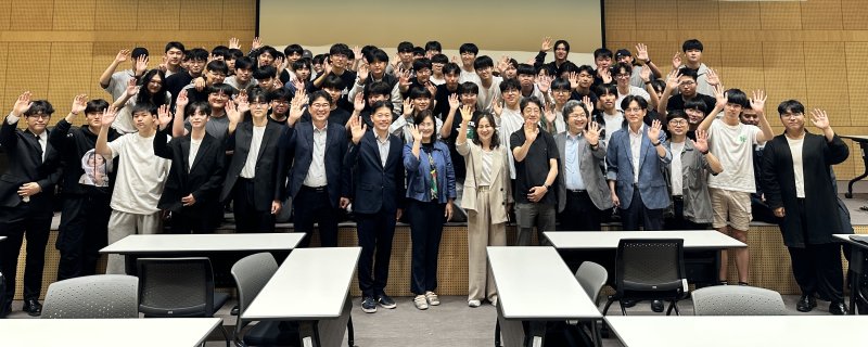 [대전=뉴시스] 바카라사이트 홍보 승리바카라 '제3회 화이트 해커 경진대회(CTF)' 참가자들 기념촬영. 2025.09.16. photo@newsis.com *재판매 및 DB 금지