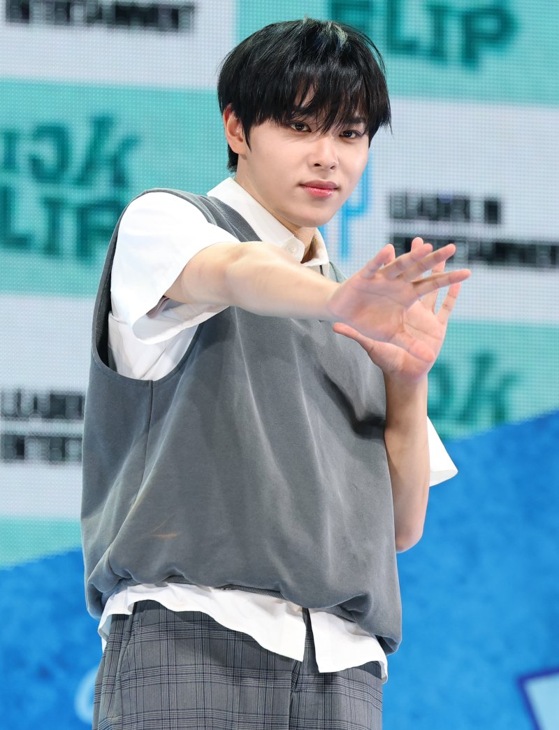 킥플립 아마루, 컴백 앞두고 활동 잠정 중단 심리적 불안 증세