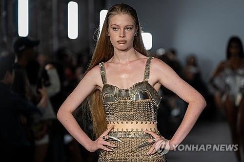 머스크와 절연하고 ‘성전환’한 딸의 놀라운 근황 아버지와...