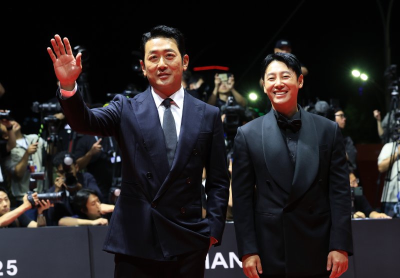 [뉴스1 PICK]30주년 맞은 부산국제영화제 '화려한 개막'