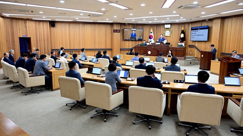 [목포=뉴시스]목포시의회 본회의. (사진=목포시의회 제공) 2025.09.18. photo@newsis.com *재판매 및 DB 금지