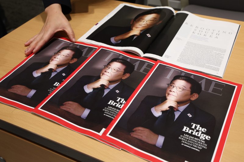 ‘TIME 글자 앞=독재자’ 주장에 네티즌 반발…트럼프·오타니 사례까지