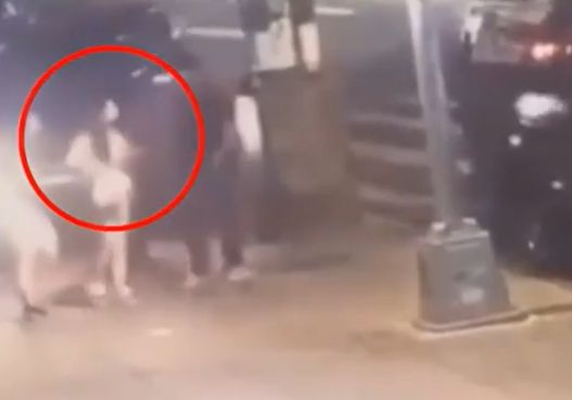 10대 소녀에게 성관계 거절 당하자 차로 들이받은 男