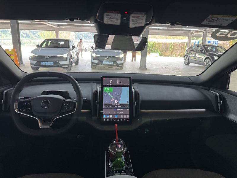 볼보 EX30 크로스컨트리 내부 모습. 정원일 기자