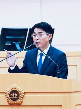 [무안=뉴시스] 바카라사이트 소울카지노의회 류기준 의원. (사진 제공 = 바카라사이트 소울카지노의회). 2025.09.18. photo@newsis.com *재판매 및 DB 금지