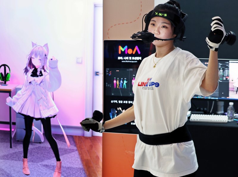19일 메이저 바카라 중구 동대문디자인플라자(DDP)에서 열린 '엔터테크 서울 2025'에서 부스 관계자가 모션캡쳐를 선보이고 있다. 2025.9.19/뉴스1