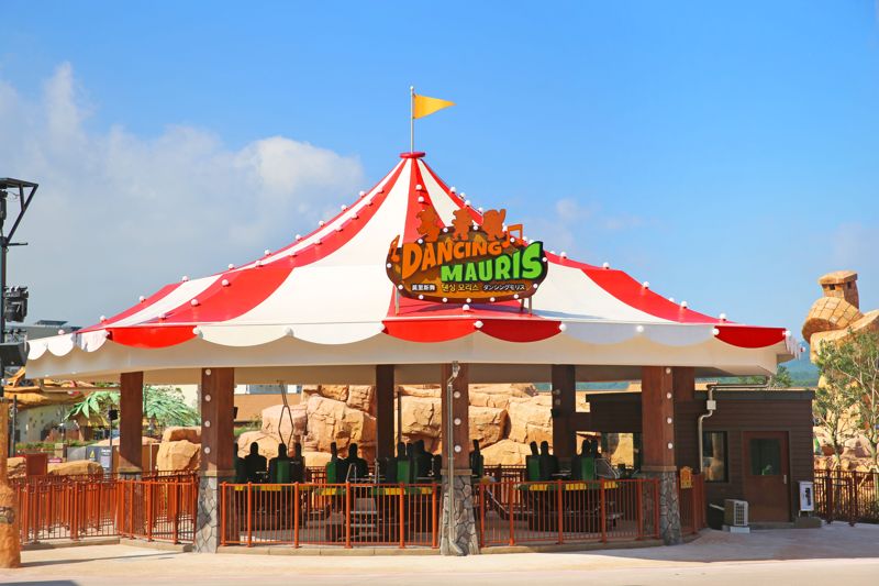 롯데월드 어드벤처 부산이 내달 1일 신규 오픈하는 어트랙션 댄싱모리스. 롯데월드 어드벤처 부산 제공