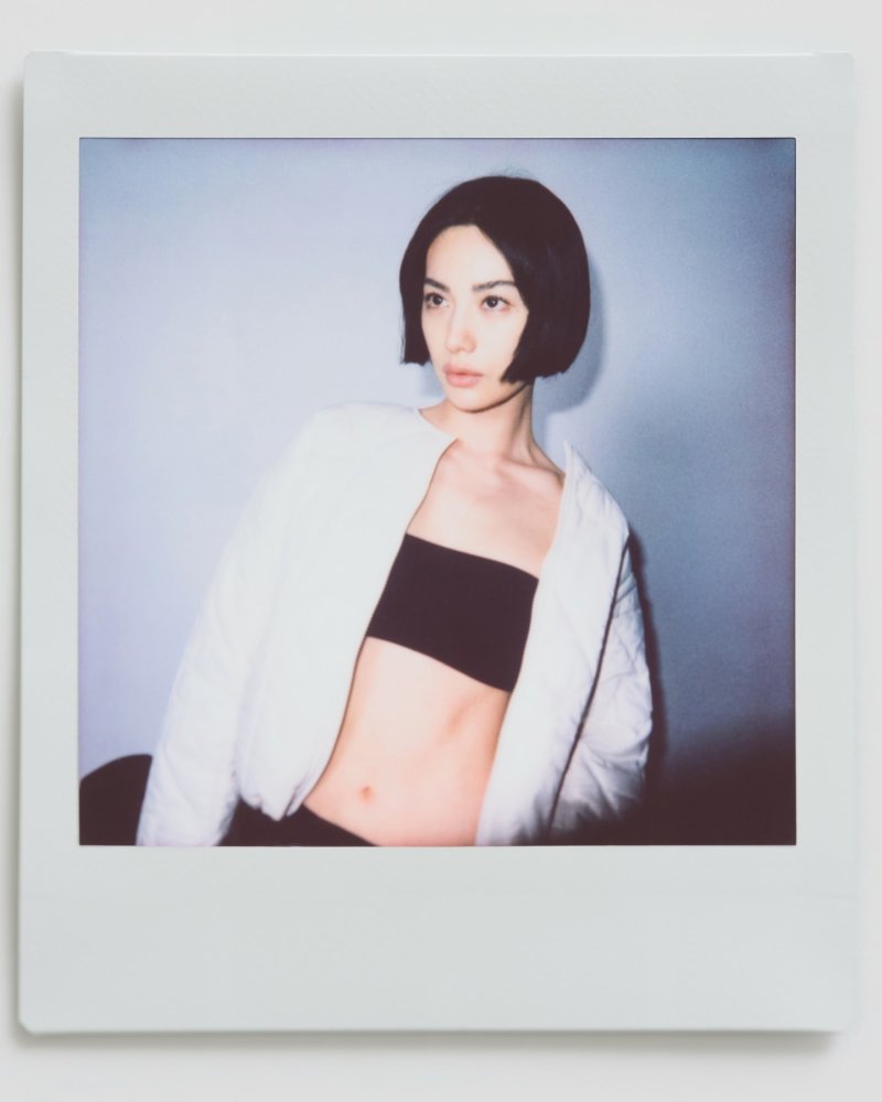 나나, 속옷 입고 과감 포즈…글래머에 일자 복근 [N샷]